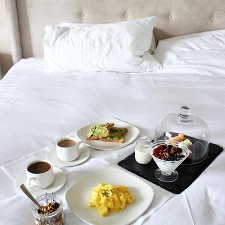 The Riviera Hotel Islamabad Bagian luar foto
